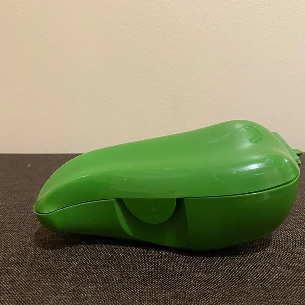 Tupperware Fun Green Jalapeño Pepper Shaped Salsa Container